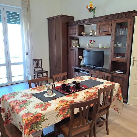 Lilli Elena Apartman Viareggio