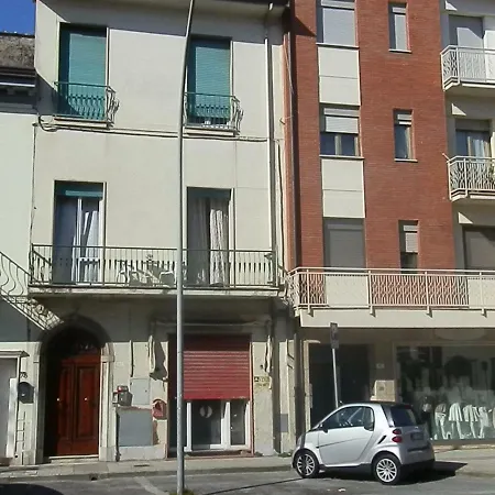 Apartament Lilli Elena Viareggio